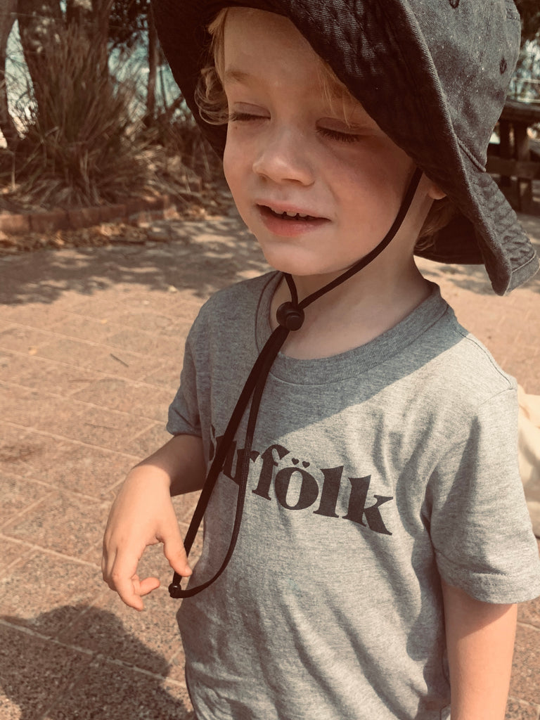 surfölk tee | grey marle