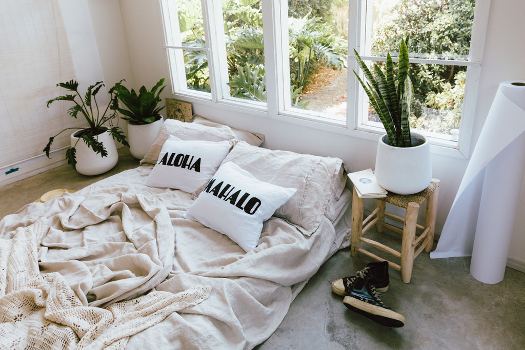dream mahalo cushion | whitewash