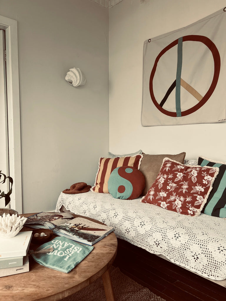 honolulu floral cushion | rust