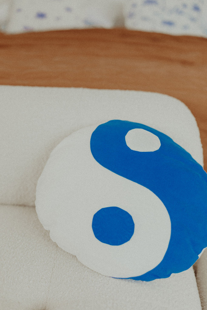 yin yang cushion | marine blue